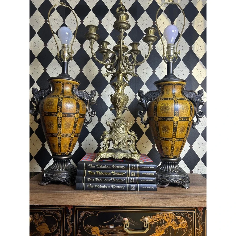 Vintage Figural Angel Table‎ Lamps Pair Neoclassical Urn Hollywood Regency